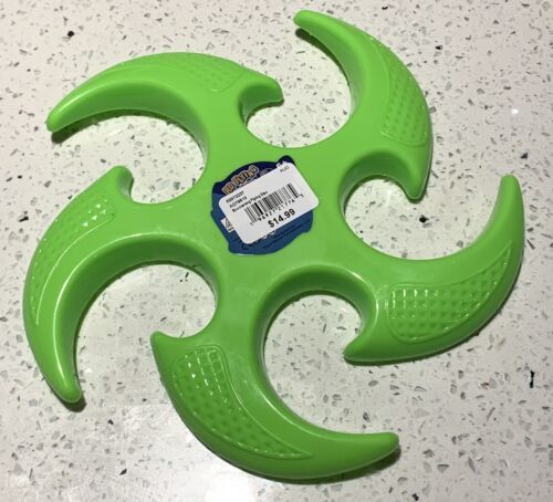 RD Boomerang Flying Disc Frisbee Outdoor Fun Toy in Green NEW - $4.97