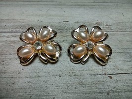 2 Vintage Silver Tone Faux Pink Pearl Rhinestone Shamrock Lucky Clover B... - £12.64 GBP