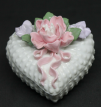 Vintage Unique Trinket Box Cute Small Heart Shape Flower Floral Ring Holder - £19.94 GBP