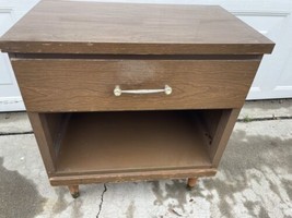 Mid Century Modern Nightstand Side End Bedside Table 23x20x12 - £130.87 GBP