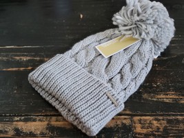 Michael Kors Fluffy Pom Pom Grey Cuff Knit Cable Beanie Hat Women OS - £21.05 GBP