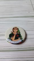 Vintage American Girl Grin Pin Molly&#39;s Surprise Pleasant Company - £3.13 GBP