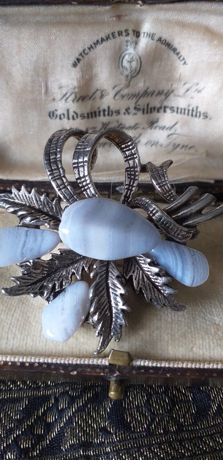 VINTAGE 1980-s Celtic Pale Blue Lace Agate Polished Stone Ribbon/Floral ... - $31.68