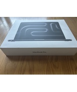 Apple MacBook Pro 14-inch M4 Chip 16GB RAM 512GB SSD Space Black MW2U3LL/A *NEW* - $1,399.00