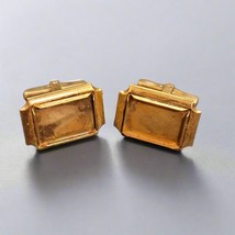 Vintage Gold Tone Cufflinks - $8.91