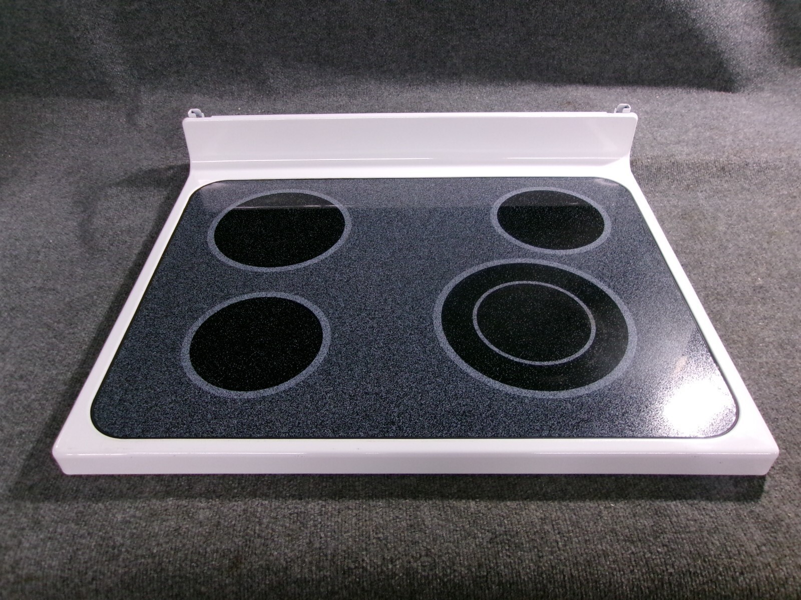 WB62T10026 GE RANGE OVEN COOKTOP WHITE - $150.00