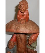 1983 Tom Clark  PARSLEY, SAGE &amp; THYME #20 FIGURINE Gnomes w/Giant Mushroom - $1,505.15 MXN