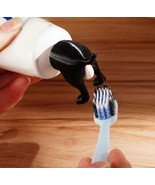 Pooping Dog Butt Toothpaste Topper,Funny Creative Toothpaste Squeezer Black - £3.09 GBP