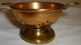 VINTAGE DOLLHOUSE MINIATURE COPPER WATERING CAN &amp; COLANDER PORTUGAL SET ... - $295.80 MXN