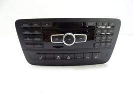 Mercedes X156 GLA45 GLA250 head unit, command center, radio cd player, 246900851 - £219.66 GBP