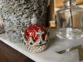 Rucinni Red Crown Carriage Trinket box Swavorski Crystals Beautiful Gift - $1,637.52 MXN