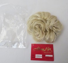 Lacey Scrunchie Mona Lisa Blonde pony tail wrap holder #613 - £11.79 GBP