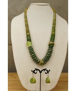 Vintage Costume Jewelry Stacked Wood Bead Statement Necklace Green &amp; Sil... - £27.37 GBP