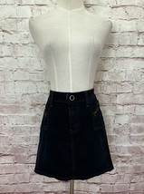 LEVIS Mini Jean Skirt Size 8 Dark Zipper Pockets Stretch w32 - £22.38 GBP