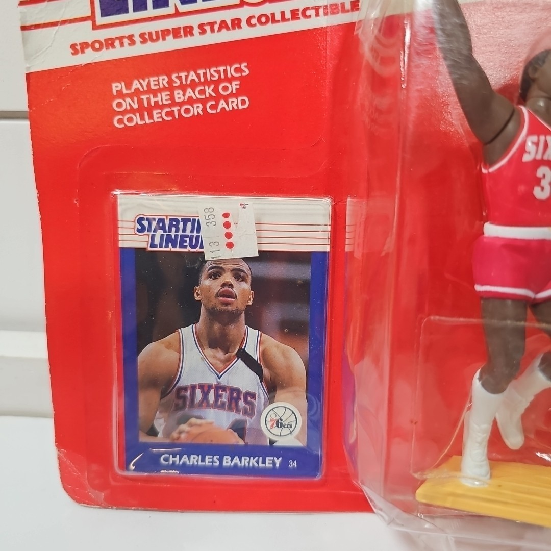 1988 – Charles Barkley – Kenner NBA Starting Lineup with Collectible Card Item image 3
