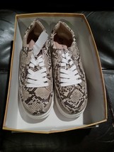 Women&#39;s shoes sneakers New with Tags Size 10W - $18.95
