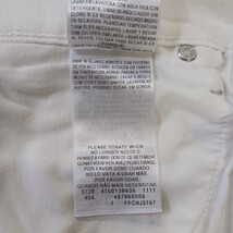 Levis Jeans Women's Cotton White Denim Mid-Rise Cropped Jeans Size 8 (32×19) image 8