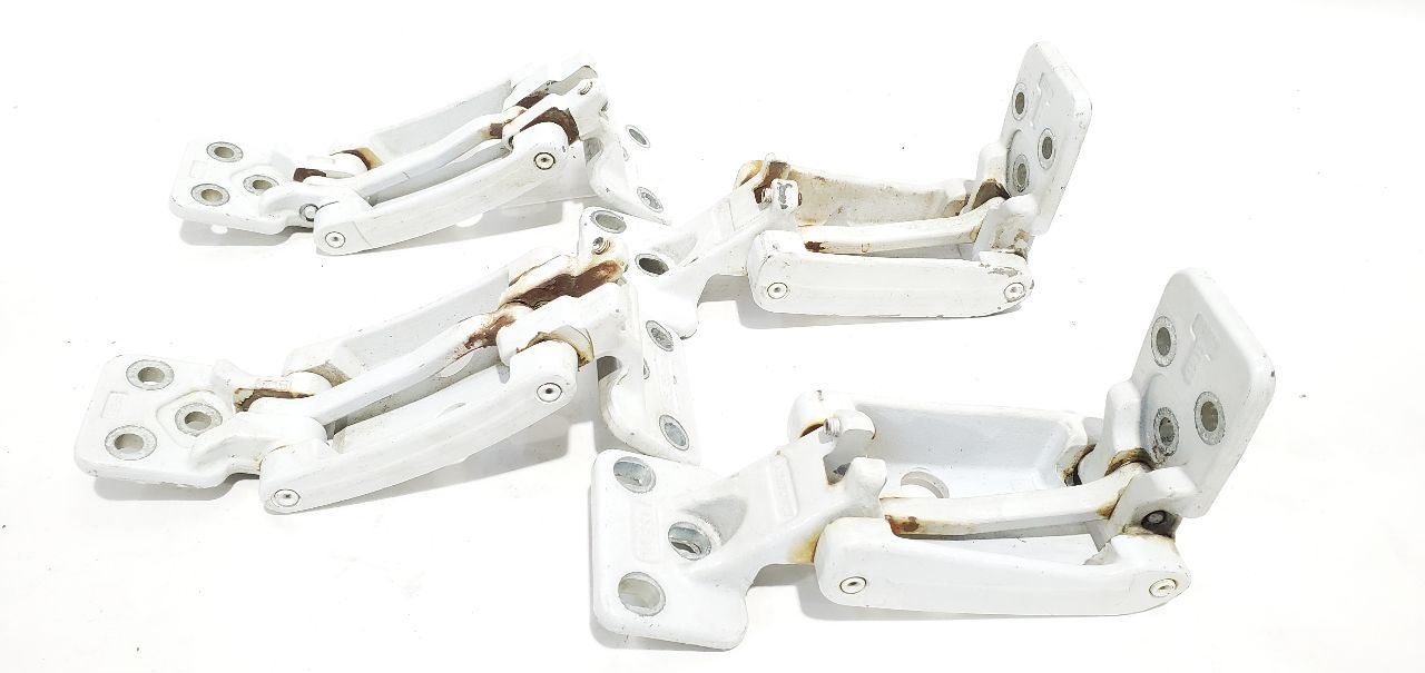2012 Mercedes Sprinter Van 2500 OEM All 4 Back Hinges  Item image 2