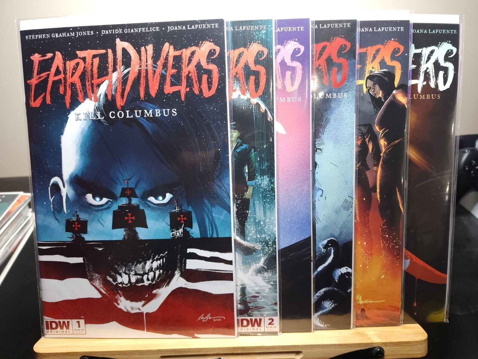 Primary image for Six IDW Comic Books 2022 EARTHDIVERS 1 2 3 4 5 6 Complete Series KILL COLUMBUS