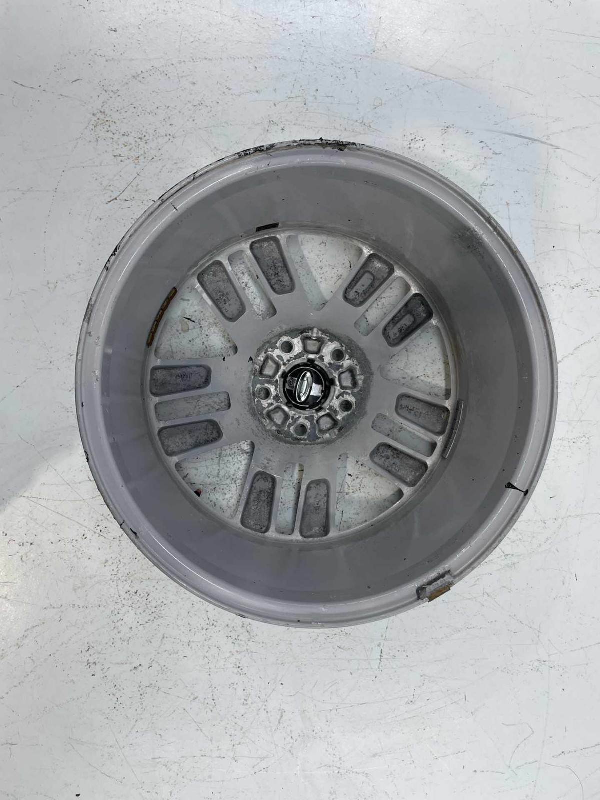 2011-2017 Ford Explorer XLT 18x8 5 Y Spoke Aluminum Silver Wheel Scratch Scuff Item image 5