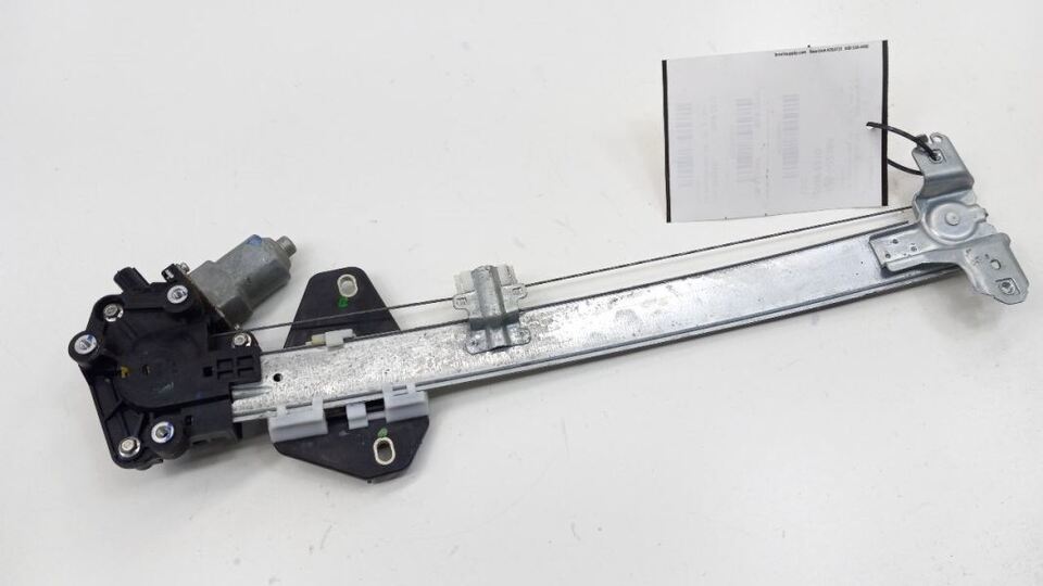 Passenger Right Rear Back Power Window Regulator Motor Track 10-15 CROSS... - $30.71