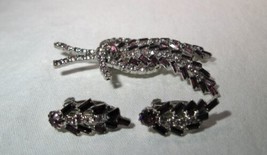 Vintage Purple Pink Rhinestone Brooch Pin &amp; Earrings Set K1153 - £42.57 GBP