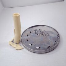 Cuisinart Food Processor dlc-839atx stem adapter dlc-837tx medium grate ... - $22.00