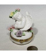 VTG Porcelain WInged Angel Hinge Trinket Box Flowers Velvet Earring Pad ... - £15.01 GBP