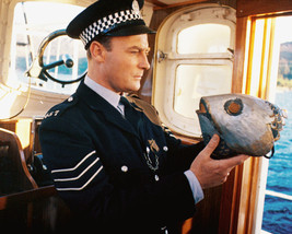 Edward Woodward in The Wicker Man looking at fish head mask 8x10 Photo - £6.28 GBP