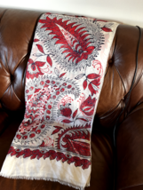 Large Vivieuue Signed Cream w Red &amp; Blue Paisley BEAUTIFUL Silk Women’s ... - £44.64 GBP