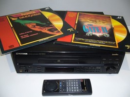 LaserDisc Pioneer CLD-1800 + 2 Laserdiscs + Remote - £290.37 GBP