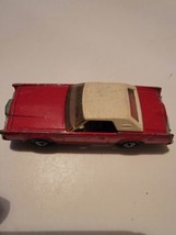 MATCHBOX LESNEY SUPERFAST NO. 28 LINCOLN CONTINENTAL MK V 1979 RED ENGLAND - $23.27