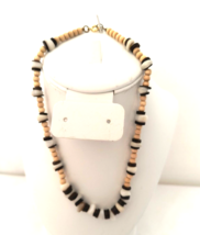 Unisex Beaded Necklace Multicolor Beige Brown 14 inches - £7.00 GBP