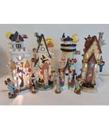 Vtg Rowdy Rogues Gallery Lighted Halloween Town House 8 Pc Ceramic Set W... - $845.26 MXN