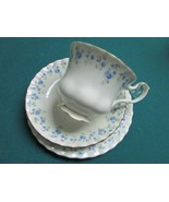 Royal Albert England  TRIO cup,saucer and cake plate &quot;Memory Lane&quot; orig ... - $1,183.38 MXN