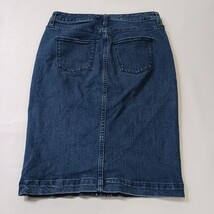 Universal Thread Women Blue Denim Skirt Size 2/26 Full Button 5 Pockets Waist 29 image 15