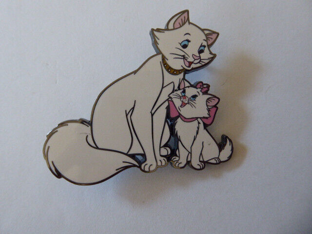 Disney Trading Pins 169217 DLP - Duchess and Marie - Smiling at Each Other - £21.95 GBP