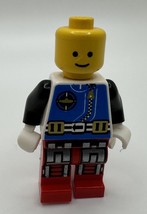 LEGO Minifigure Super Random Hero - £7.84 GBP