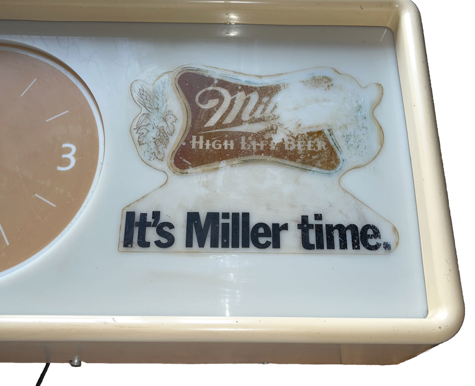 MILLER HIGH LIFE BEER CLOCK SIGN LIGHTED BAR CLOCK "Its Miller Time" No