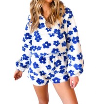 Day + Moon Daisy Sherpa Shorts Size M - $22.77