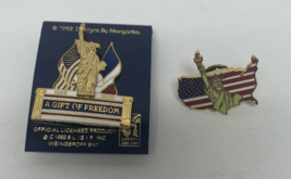 Lot 2 Gift Of Freedom Pin US &amp; French Flags 1886 1986 Statue of Liberty - $9.89