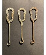 Qty of 3 Vintage Button Hook Shoe Boot Lacer Puller Corset Lacer [e-09] - $275.97 MXN