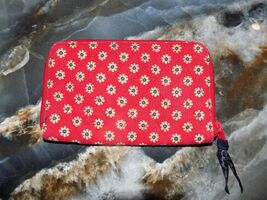 VERA BRADLEY ZIP AROUND WALLET AMERICAN RED RETIRED HTF - $25.20