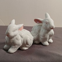 Set of 2 Vintage Miniature Glazed White Ceramic Bunny Rabbit Figurines 80&#39;s - £11.84 GBP