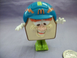 1993 Otis McDonalds Happy Meal Transforming Sandwich to Football Player 2 3/4&quot; - £1.20 GBP