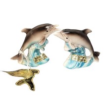 KELVIN&#39;S Marineland Porpoise Dolphin Salt &amp; Pepper Shaker Set Japan + Stoppers - $18.35