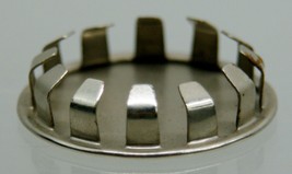 1-1/2 inch Diameter Metal Hole Plug w/ Prongs 1242 - £1.35 GBP