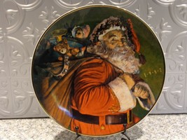 The Magic That Santa Brings 1987 Christmas Collector Plate Avon - $13.49
