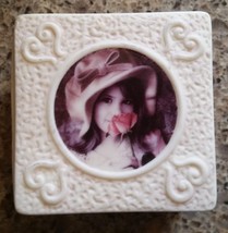 Pretty As A Picture Box Kim Anderson NEW Wedding Engagement Ring Trinket Enesco - £7.18 GBP