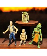 Hasbros Star Wars Figurine Lot Yoda 2002 Sky Walker Han Solo 1999 Greeta... - $21.32